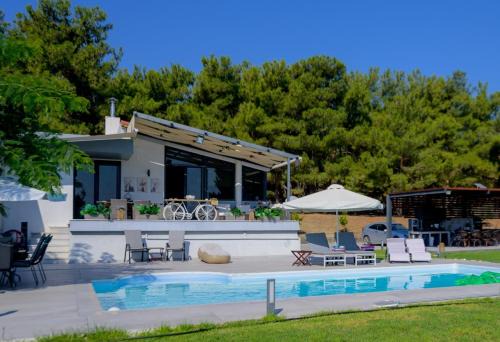 Mytilini luxury pool VILLA AMIKA