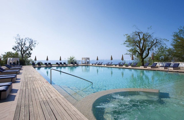 Nastro Azzurro Resort