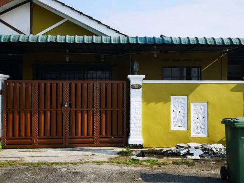 Naura Homestay Kuantan {muslim bajet Homestay]