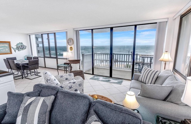 Nautilus Condo | Ocean Views | Walk to Beach | Pool | Tennis | Golf | Free Parking | Free WIFI