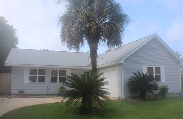 Navarre Beach Escape-Pet & Family Friendly