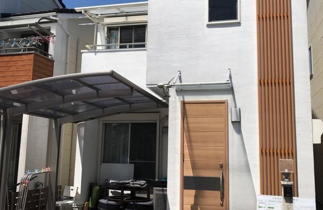 Se obtuvo el permiso de Ryokan de la ciudad de Kyoto, a 12 minutos a pie de la estación JR Katsuragawa.