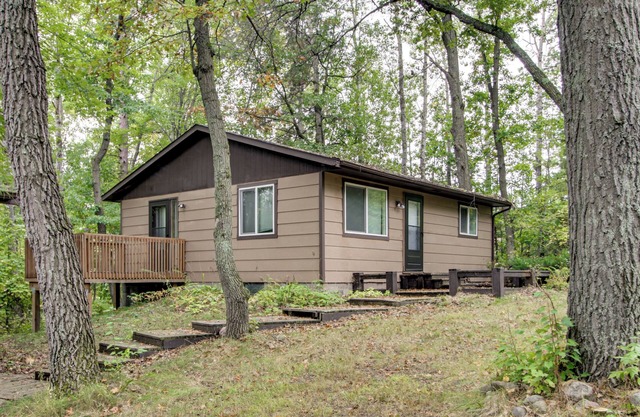 Near Lakes: Updated Family Home w/ Deck in Cushing