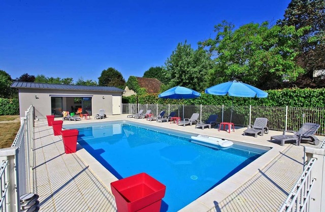 Cerca de Rocamadour, zona muy turística, Dordogne valle, casa con piscina privada.