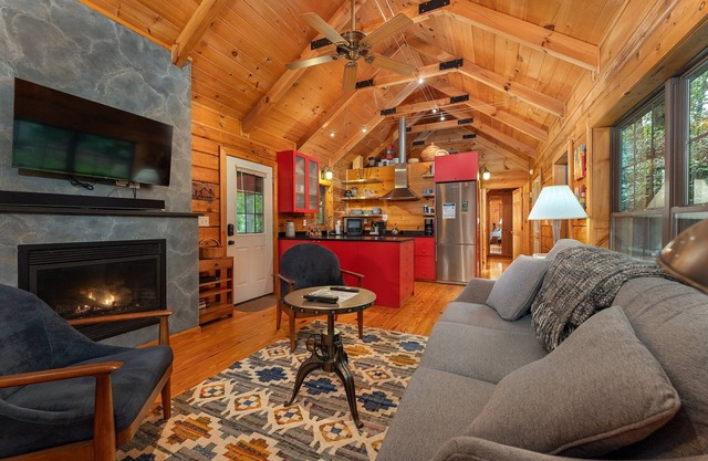 Casi Eden | Mountain Getaway con ba�������era de hidromasaje y chimenea
