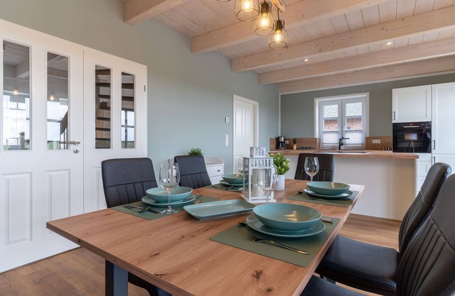 Neubau!! DHH Direkt an der Eider mit Sauna für bis zu 6 Personen