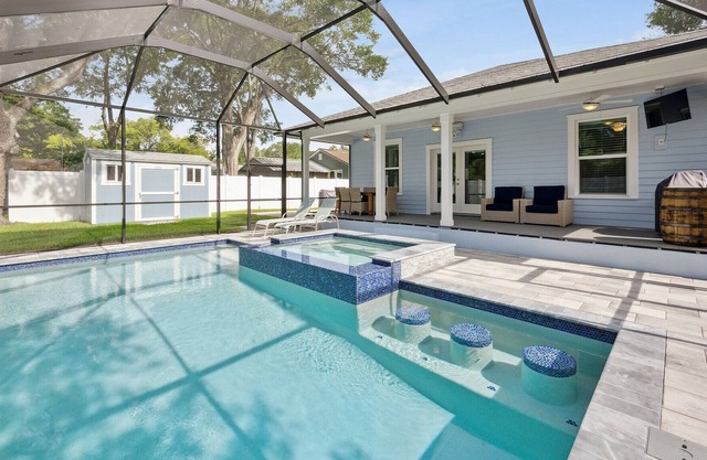 Bungalow Nuevo y Moderno con Piscina, Spa y Barra en la piscina