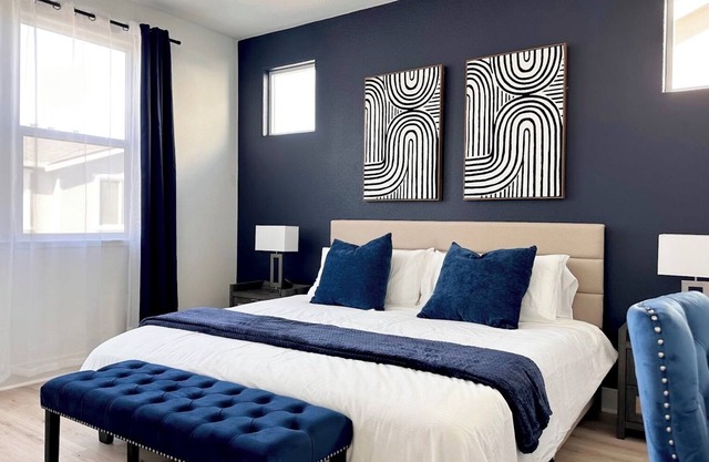 New 4-bedroom Home. EV Charging [15 minutes from Downtown Davis and SMF Airport]