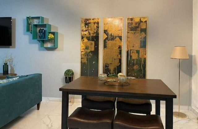 Nuevo y amplio Town House amoblado en Comayagua 2