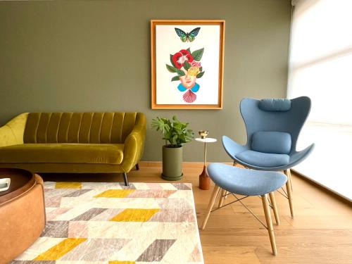 New apartments in building with pool, rooftop and gym in Condesa