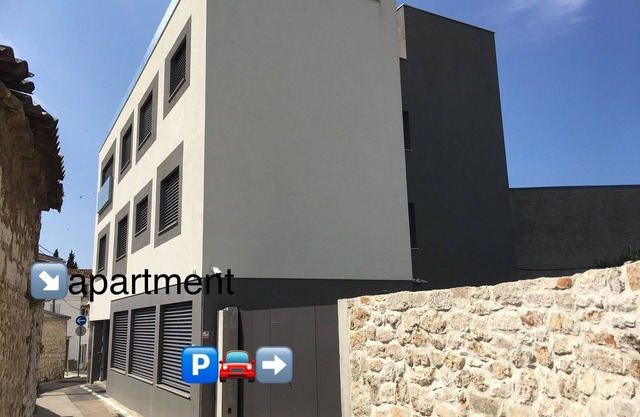 Nueva construcción de casa pasiva villa en el centro de Sibenik