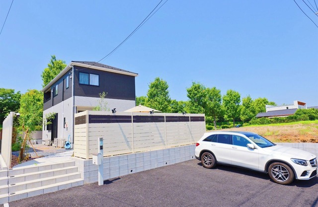 New built Tsukuba Garden House for familiesGuesthouse Qiao / Tsukuba Ibaraki
