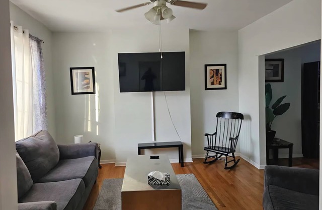 New City Retreat - 10 min from Downtown