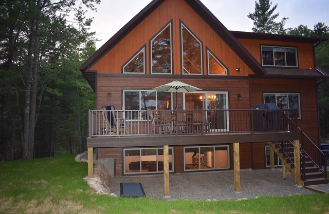 New Custom Built 5 BR, 3.5 Bath Home on Upper Buckatabon Near Eagle River