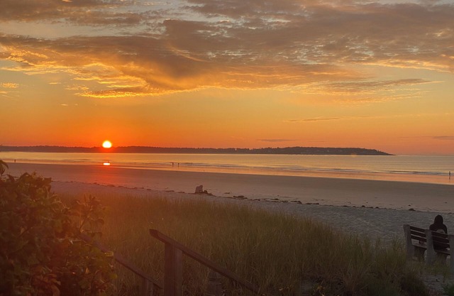 NUEVA lista ... Encantadora FRENTE AL MAR con fantásticas VISTAS! (C..2 piso)