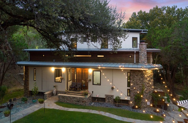 New Listing! Luxury Modern House Near Lake Austin