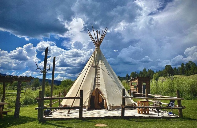 New Mexico Glamping Tipis