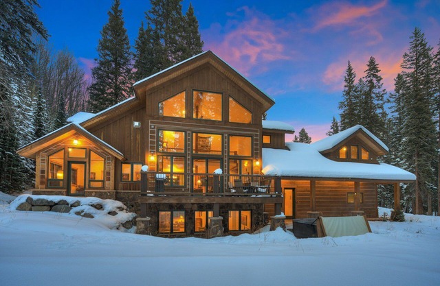 New Red Mtn Lodge - Minutes from Downtown Breck
