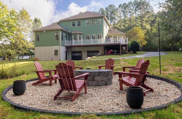 Shore Thing Lake House w/ Firepit and Lake Access on Lake Gaston!