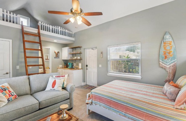 New Smyrna Beach Hideaway Less Than 1 Mi to Beach!