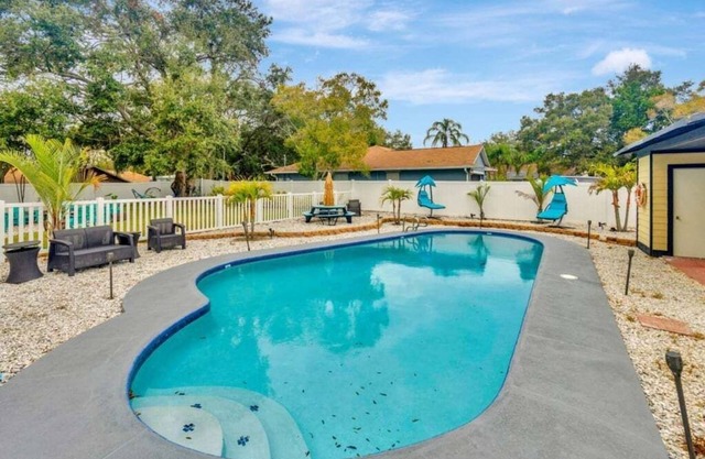 NEW! Villa Valentino Luxury 8BR Villa with Heated Pool