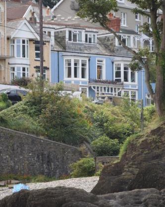 Newberry Beach lodge