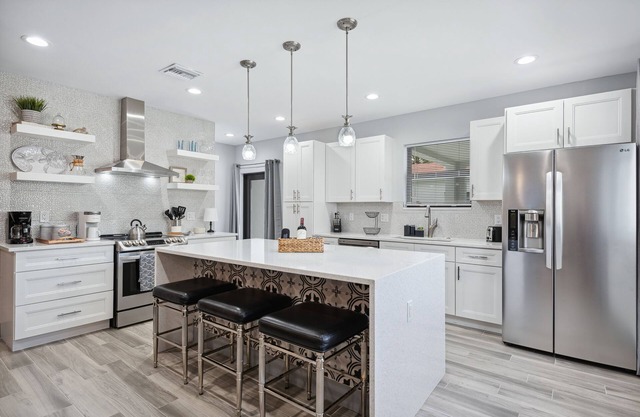 Newly Built Home! Minutes to Downtown ~Airport