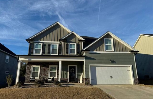 Newly built home with modern decor and spacious rooms for entertaining!