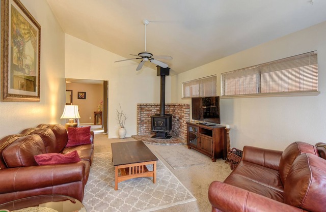 Newly Remodeled Townhouse