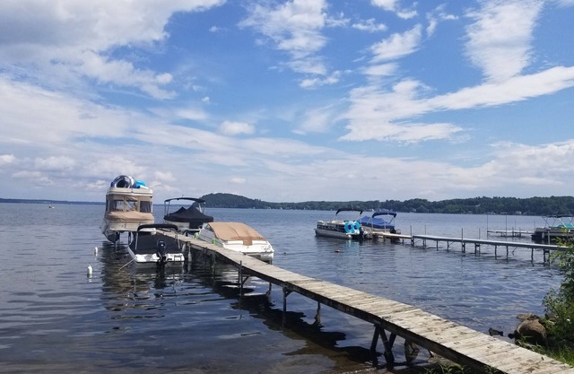 Casa recientemente renovada en Saratoga Springs Lake Pista Spac Fish Creek