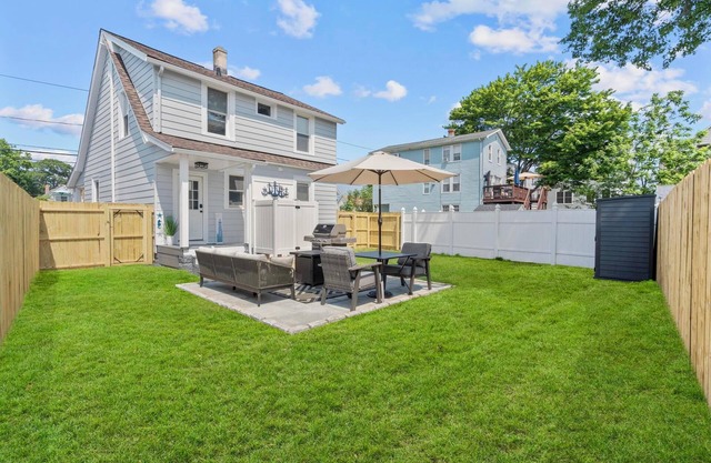 Newly renovated beach house!