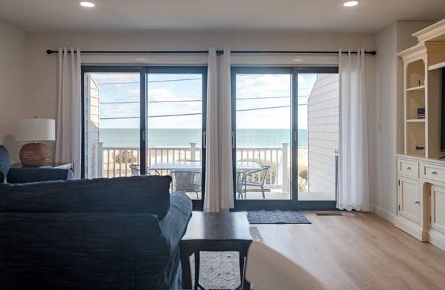 Newly Renovated Condo w/ Unobstructed Ocean Views & Beach Access
