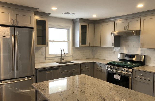 Duplex recientemente renovado !! Bloque de playa, North End Surf City, unidad superior