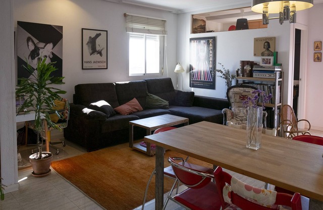 Junto a Parque del Retiro. Wifi gratis. Garaje incluido (en el edificio)