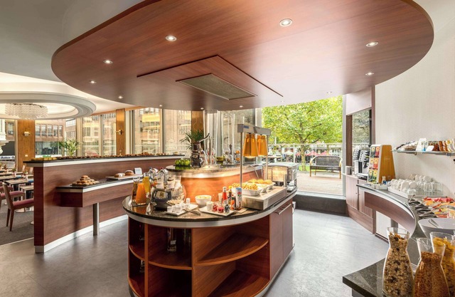 NH Amsterdam Caransa