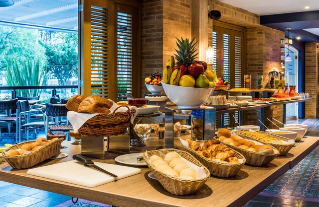 NH Bogotá Pavillon Royal Hotel