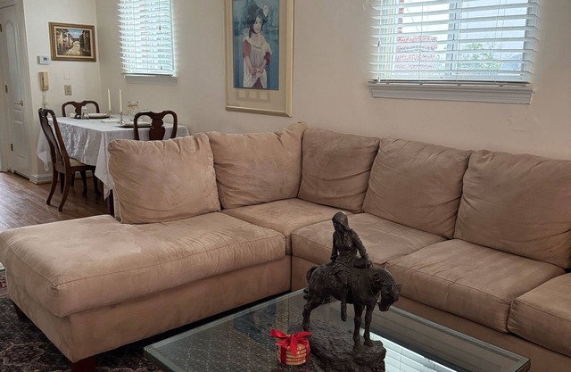 Nice 1-BR Apt w/all amenities, inc WiFi & CATV, on Quiet Blk on Capitol Hill, DC