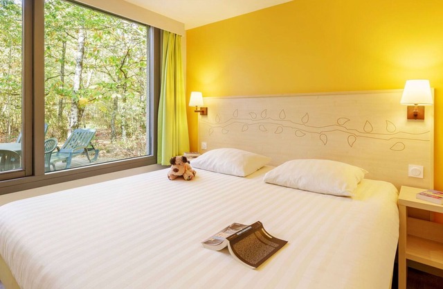 Bonito apartamento en villa para 8 personas con WIFI, piscina, TV, terraza y aparcamiento