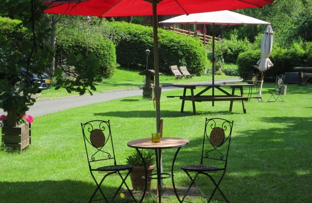 Precioso apartamento para 2 personas con WIFI, TV, patio y mascotas permitida