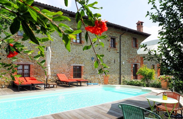 Hermoso apartamento para 4 personas con piscina, terraza y aparcamiento