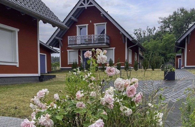 Nice apartment for 6 guests with WIFI, TV, terrace, pets allowed and parking