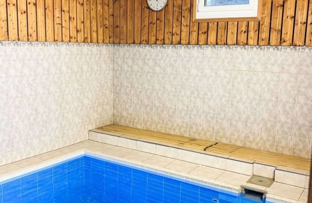 Bonito apartamento para 6 personas con piscina, WIFI, TV, balcón, vista panorámica y aparcamiento