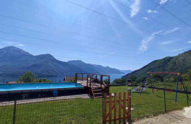 Precioso apartamento para 6 personas con piscina, WIFI, bañera de hidromasaje, TV y terraza