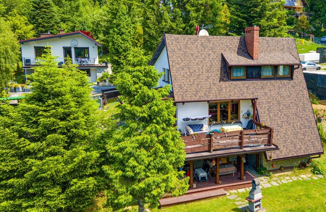 Hermoso apartamento para 6 personas con WIFI, TV, patio y mascotas permitida