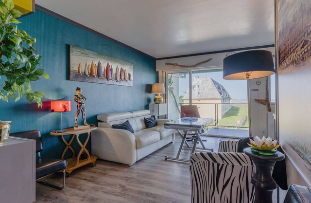 Bonito apartamento para 4 personas con WIFI, TV y balcón