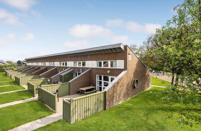 Bonito apartamento en Hemmet con sauna.
