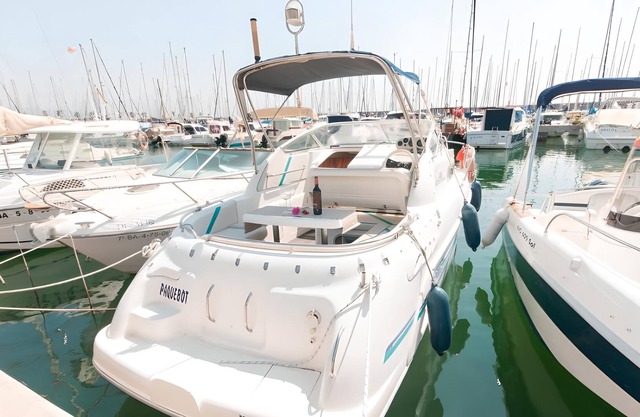 LIndo barco en Centro de Barcelona