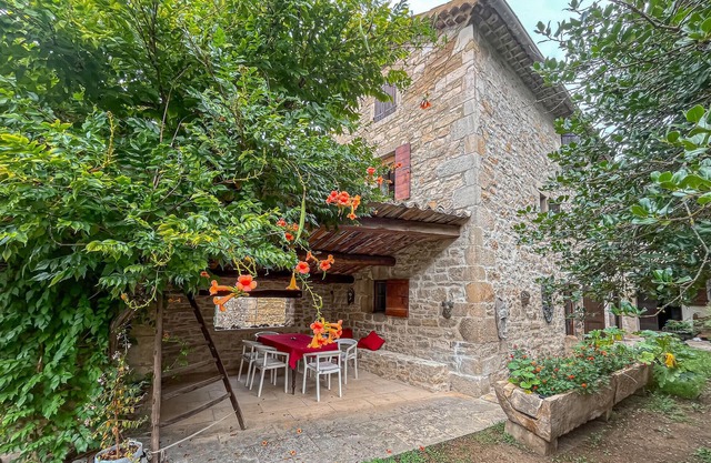 Bonita casa en Barjac con WiFi