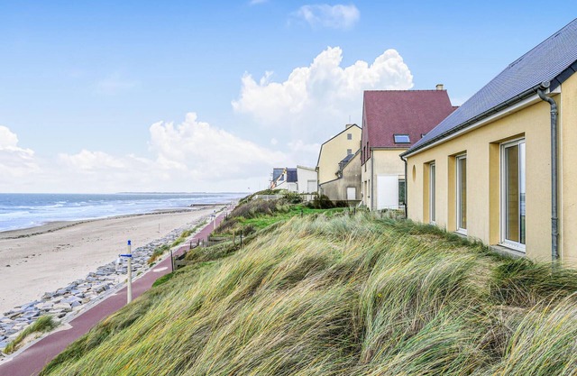 Bonita casa en Pirou con vistas al mar