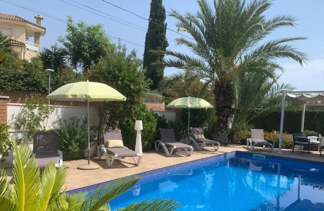 Bonita casa con piscina privada 300m de la Playa - Miami Platja